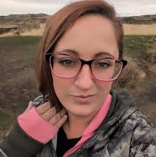 Bad driving habits at Highland Hills, stopping in the middle of the road