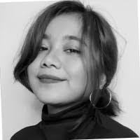 Nicole Rolle's Instagram, Twitter & Facebook