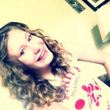 Danielle Michelle (@DaniMich)