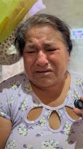 Mamita no vendía nada y tenia que pagar el alquiler de su carreta y llevar  alimentos para sus hijas