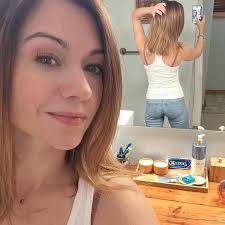 Hello I'm From America..i really need a man in my life, I have been a  single for so long and I miss love all day long, I need a mature man who