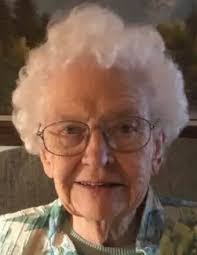 Jaclyn Daniel's Instagram, Twitter & Facebook