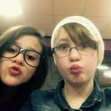 Lili Pratt (@fa30afbbb472455)