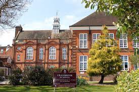 What are the best international boarding schools? Relocating To The Uk With Children A Guide