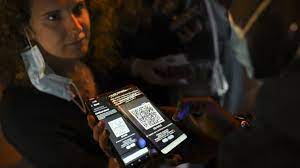 May 12, 2021 · l'assemblée nationale a voté en seconde délibération, dans la nuit du mardi 11 au mercredi 12 mai, le projet de loi de sortie progressive de l'état d'urgence sanitaire, qui encadre la mise en. Isolement Pass Sanitaire Vaccination Ce Que Contient L Avant Projet De Loi Transmis Au Conseil D Etat