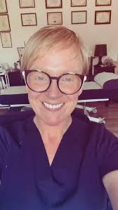 Hi everyone 👋🏻. I’m Sabrina. , Let me show you around my treatment space  in Ballindangan, just outside Mitchelstown. , I provide Reflexology, Reiki  & Seichem, Rahanni, & IET. , I am a member of IRIL, ...