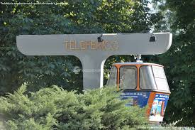 Por el teleférico de paseo en húmera, madrid (españa). Teleferico De La Casa De Campo Madrid