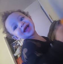 Free scrubs needed for work with pockets