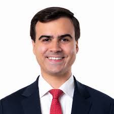 Eduard Rivera's Instagram, Twitter & Facebook