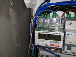 The meter is equipped with 2 tariff functionality which need to be activated by an. Daniel Kucera On Twitter Very Nice I Have Only Single Phase Meter But Also Love Those Graphs Https T Co N0iuhqtxt2