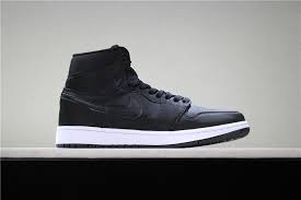 Official images for this month's psg themed air jordan 1 zoom cmft have now been loaded. 2018 Men S Psg X Air Jordan 1 Retro High Paris Saint Germain Idae 2021