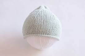 I'm using large size 11 us knitting needles and bulky weight yarn, so it knits up really fast! Baby Hat Knitting Pattern Straight Needles Handy Little Me