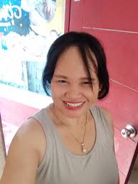 Introduction and photo sharing in California