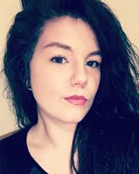 Stefanie Huggins (@huggins2322)