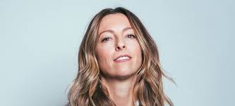 Holly Law's Instagram, Twitter & Facebook