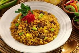 Di indonesia, nasi uduk sering dihidangkan dengan berbagai jajanan pendamping, seperti tahu goreng, telur dadar, emping goreng, irisan telur goreng, abon kering banyak orang di indonesia mencari resep nasi uduk, terutama resep yang simpel, sederhana, praktis, tapi rasanya enak dan gurih. 4 Aneka Resep Nasi Goreng Sederhana Spesial Enak
