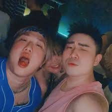 Photo dump Wednesday Part 1 . . . . . Attention ! For those that miss my  laughter, presence, vibes, energy or overall just can't stop missing me! I  wanna pop and