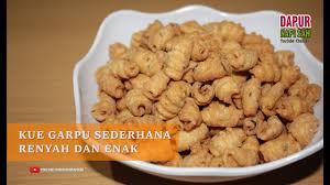 Mentega anda lelehkan terlebih dahulu dan diamkan hingga hangat, sisihkan. Resep Kue Garpu Asin Renyah Dan Enak Youtube