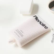 We've looked at some of the most talked about clean beauty brands you can now get in the uk and there's a lot! 5 Clean Beauty Brands To Buy In The Uk Get The Dose