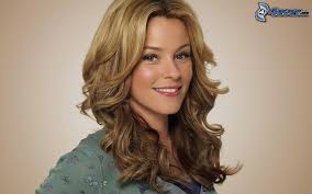 To celebrate the actress's success, we're here to look at her best films to date. Elizabeth Banks Bio Net Worth Married Husband Age Facts Wiki Height Family Parents Nationality Famous For Feet Awards Tv Shows Movies Wikiodin Com