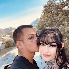 It's a girls' night out 😬