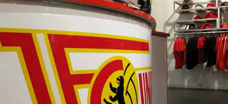Dieser 1 fc union berlin fanshop vergleich hat zum vorschein gebracht, dass das gesamtpaket des getesteten produkts die redaktion besonders überzeugen konnte. Stadion An Der Alten Forsterei 1 Fc Union Berlin Football Tripper