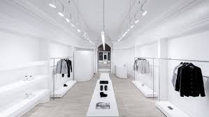Black And White Boutique Design Canadian Studio Omar Gandhi Architects Has Chosen An All White Palette For The Interior Of A Clothi Store Design Interior Retail Interior Design Shop Interiors
