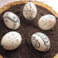 Was gibt es schöneres als selbst bemalte ostereier zu ostern? Pin Auf Ostern