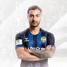 Jiloan mohamed hamad ( baku, 6 novembre 1990) è un calciatore svedese naturalizzato iracheno, centrocampista dell' örebro. Kurdish Footballer Completes Move To Croatia S First Division Yekiti Media