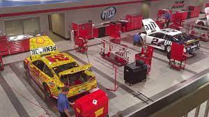 Use the following search parameters to narrow your results jeremymethfield. Penske Nascar Shop Mooresville Nc Youtube