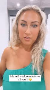 Jessica Disbrow's Instagram, Twitter & Facebook