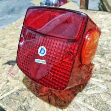 Two stroke, transverse three cylinder, piston valve. Mika Stoplamp Kawasaki Kh Mika Stop Binter Kh Mika Lampu Belakang Binter Kh Headlamp Stoplamp Aksesoris Motor Motor Bukalapak Com Inkuiri Com