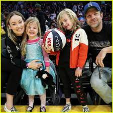 Jason sudeikis was born on september 18, 1975 in fairfax, virginia as daniel jason sudeikis. Olivia Wilde Jason Sudeikis Make Rare Appearance With Their Adorable Kids Celebrity Babies Daisy Sudeikis Jason Sudeikis Olivia Wilde Otis Sudeikis Just Jared