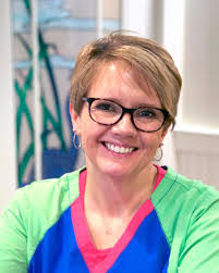 Bennett Thomas's Instagram, Twitter & Facebook