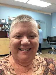 Your always in my prayers but I just wanted you to know your doing an  amazing job and you are a wonderful mother and wife!!! Love you girl and im  Praising God