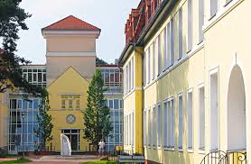 0175/2723985 email an gästewohnung ferienwohnung in treuenbrietzen /flämming. Kontaktformular Johanniter