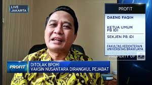 Dia menegaskan, semua vaksin yang akan digunakan di indonesia wajib mendapatkan izin dari badan pengawas obat dan makanan (bpom). Rtykbum5irnh2m