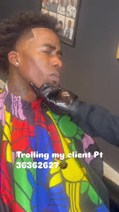 Ion think he liked it😂😂😂 @H30 #fyp #barberprank #troll #batonrougeb...