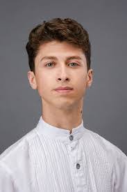 Derrian Raffaelli's Instagram, Twitter & Facebook