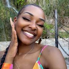 Deonna Brown (deonnaremadi)