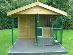 hundehutte fur ihren grossen oder kleinen hund richtug auswahlen kleine hunde hundehutte hunde