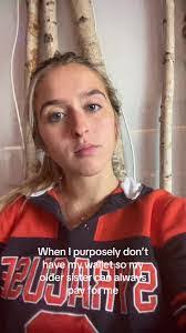 Joslyn Stone's Instagram, Twitter & Facebook