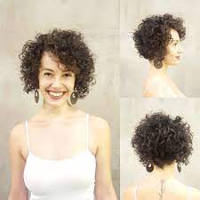 The hairstyle that best for long face shape is loose hair or bob haircut. 60 Most Delightful Short Wavy Hairstyles Curly Hair Styles Naturally Short Wavy Hair Curly Bob Hairstyles