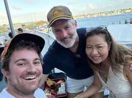 said an emotional goodbye to our weekly date night spot. manatee views +  crab rangoons so good we served them at our wedding. RIP Thai Island… there  will never be another like