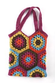 She's working her way through a 2014 crochet mood hexagon blanket. Hexagon Shoulder Bag Free Crochet Pattern
