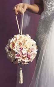 Pin By Tarlie Deweese On Wedding Ideas Flower Bouquet Wedding Bridal Brooch Bouquet Bride Bouquets