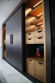 moderne keuken door aykuthall architectural interiors wardrobe door designs wardrobe design bedroom wardrobe room
