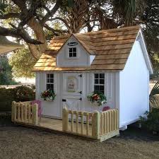 Custom Cape Cod Mit Dachgaube Und Cedar Shake Dach Verstecken Sie Dies In Einem Huhnerstall In 2020 Hinterhof Spielhaus Kinder Gartenhaus Spielhaus Im Freien