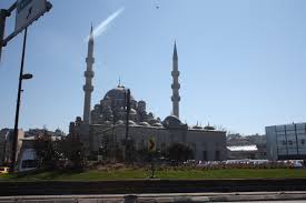 Где остановиться, что посмотреть в первую очередь и куда сходить поесть. Stambul V Marte 2021 Pogoda Progulki I Prazdniki Mystanbul Life Info