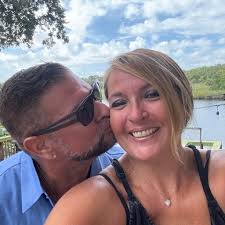 Are there support groups for domestic violence and carcasses recovery?